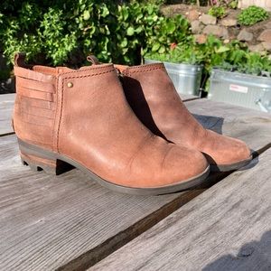 Sorel Lolla Ankle Bootie - Rustic Brown size 6